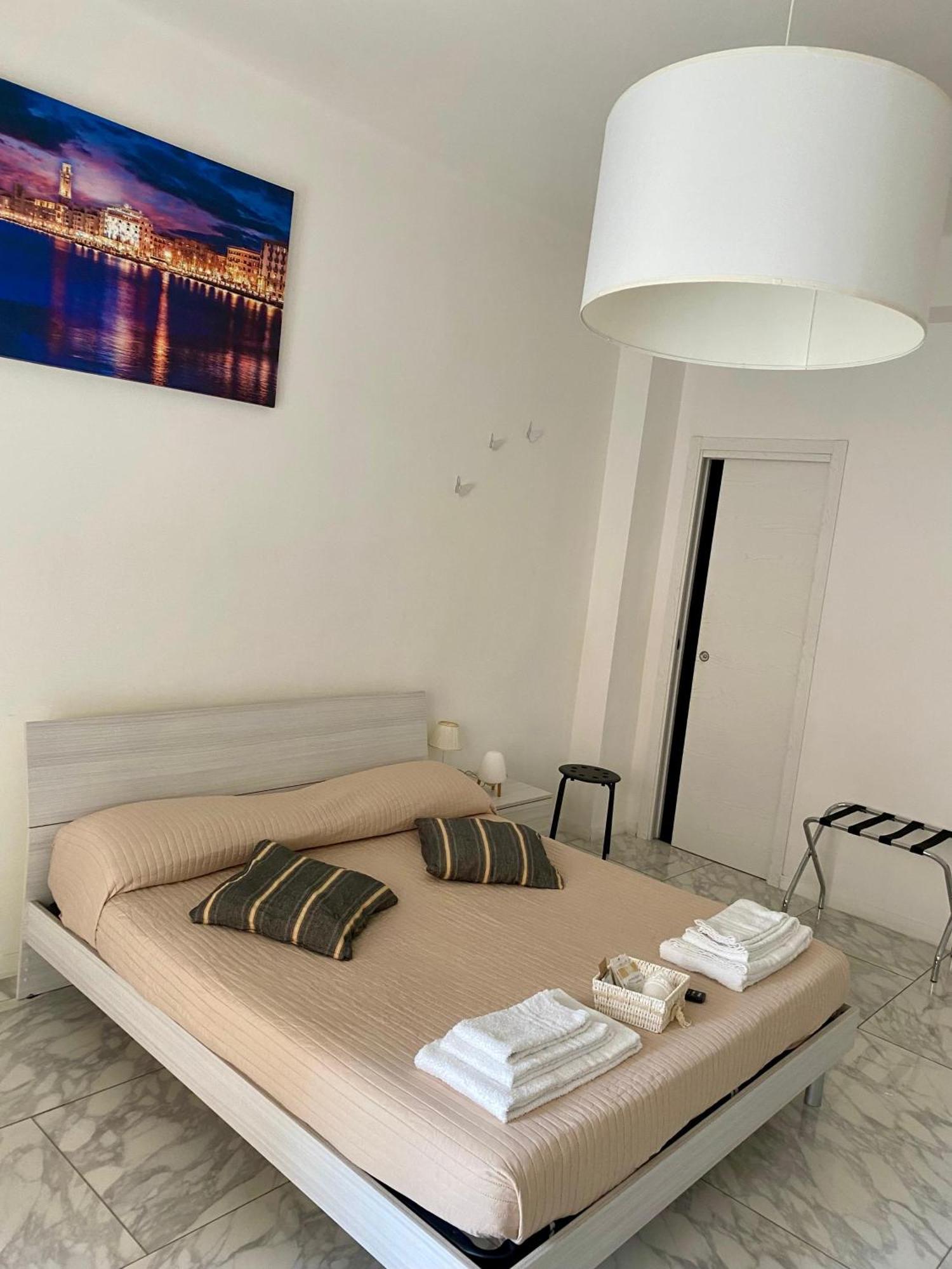 Ennio Rooms Bari Exterior foto